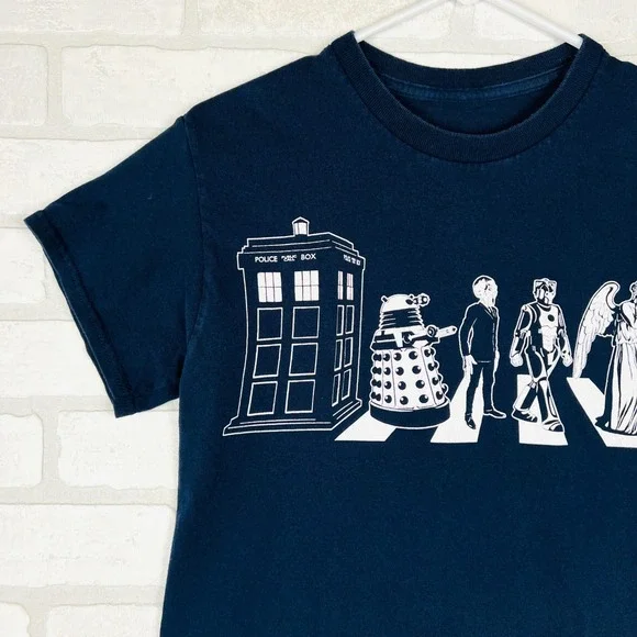Ripple Junction Doctor Who Abbey Road Parody Graphic Tee Navy Blue Small - Picture 3 of 12